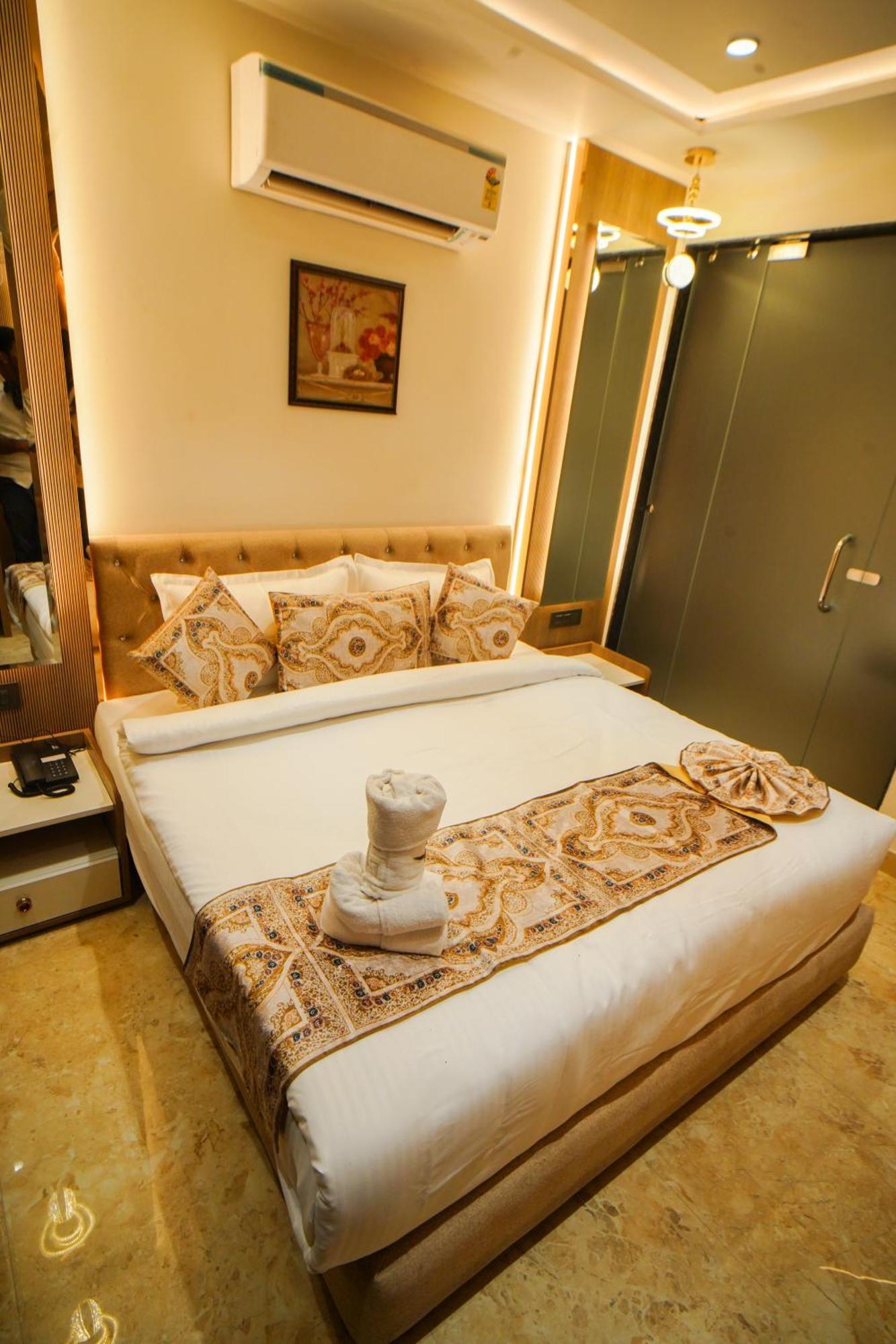 Hotel Ammison Inn & Suites Amritsar Exterior foto